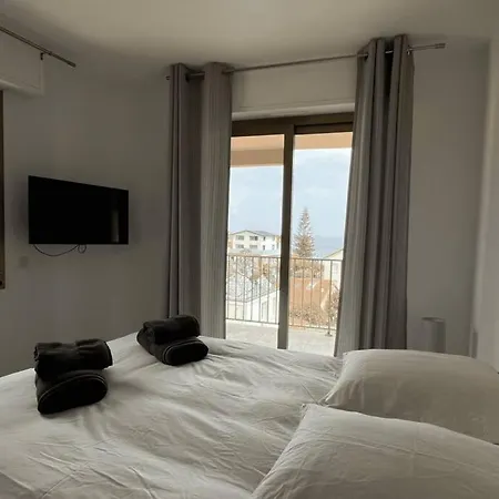 Appartement T3 Spacieux Avec Vue *