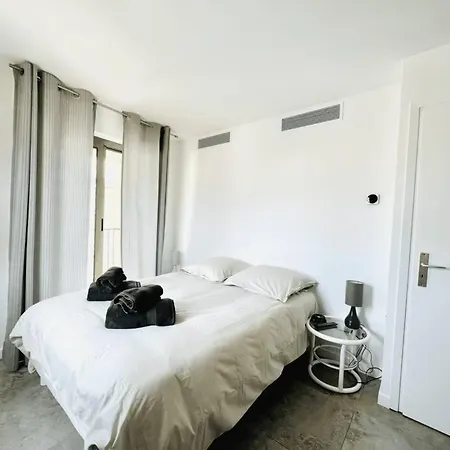 Appartement T3 Spacieux Avec Vue
